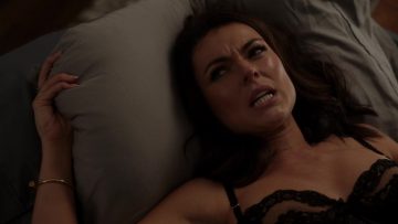 Serinda-Swan-Nude-scene-Ballers-s03e05-2017.mp4 thumbnail