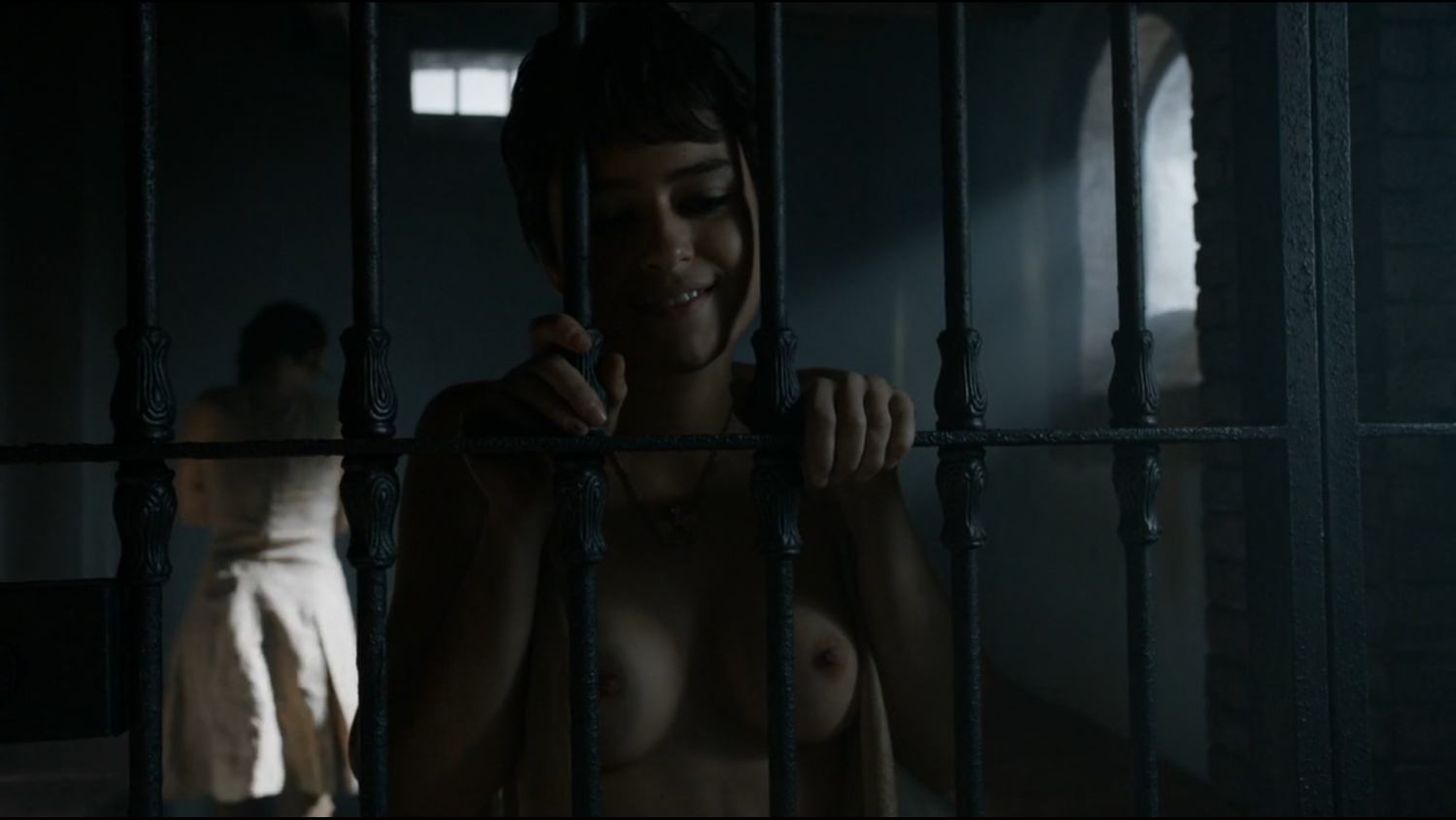 Nude – Game of Thrones s05e07 (2015)