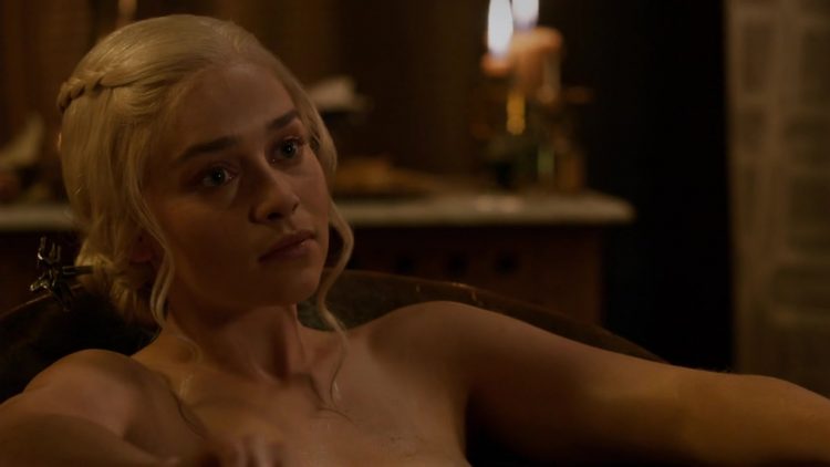 Naked - Game of Thrones s03e08 (2013)