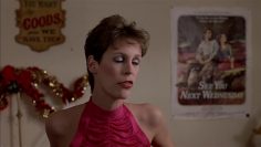 Jamie-Lee-Curtis-topless-Trading-Places-1983.mp4 thumbnail