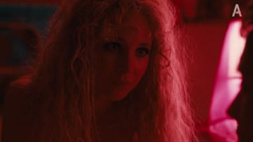 Juno-Temple-Nude-Scene-Vinyl-s01e01-2016.mp4 thumbnail