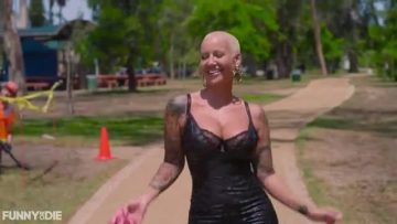 Amber-Rose-Hot-scene-Funny-or-Die.mp4 thumbnail