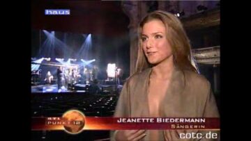 Jeanette-Biedermann-Sexy-Outfit.mp4 thumbnail