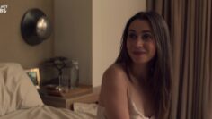 Cristin-Milioti-Sex-scene-Made-For-Love-s01e01-2021.mp4 thumbnail