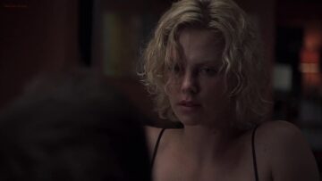 Sexy - Trapped (2002) mit Courtney Love